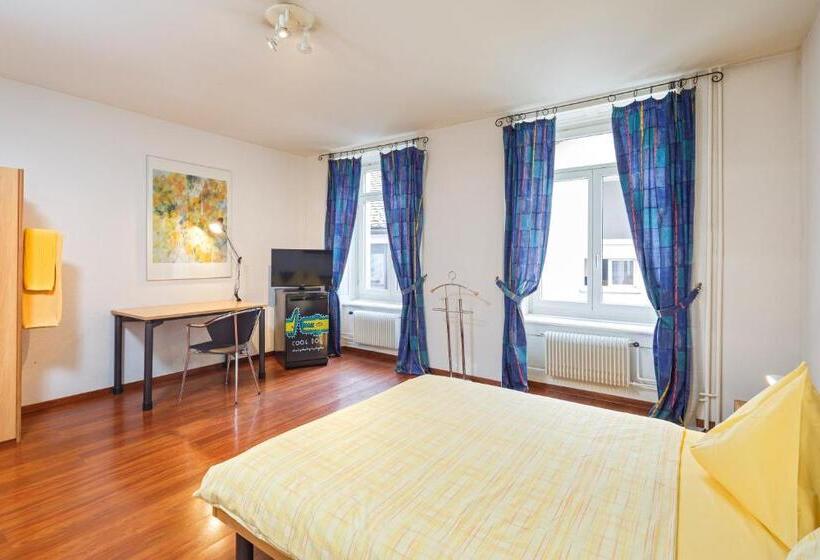 Quarto Estandar Banheiro Compartilhado, Residence Zur Musegg