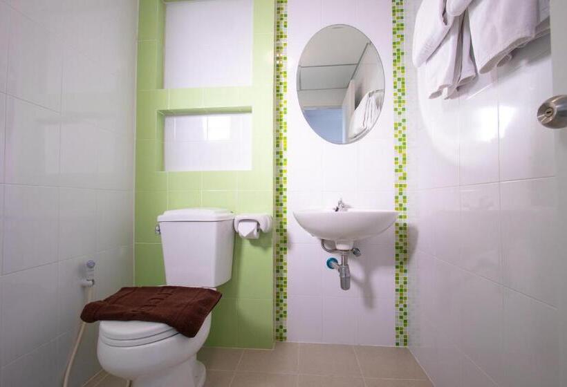 Номер Superior, Salinsiri At Lat Krabang