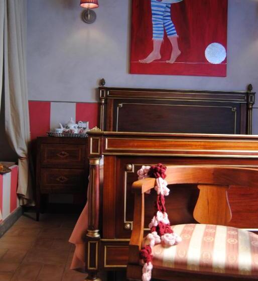 Büyük Çift Kişilik Yataklı Lüks Oda, Agriturismo Re Tarquinio