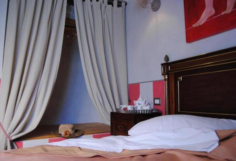 Büyük Çift Kişilik Yataklı Lüks Oda, Agriturismo Re Tarquinio