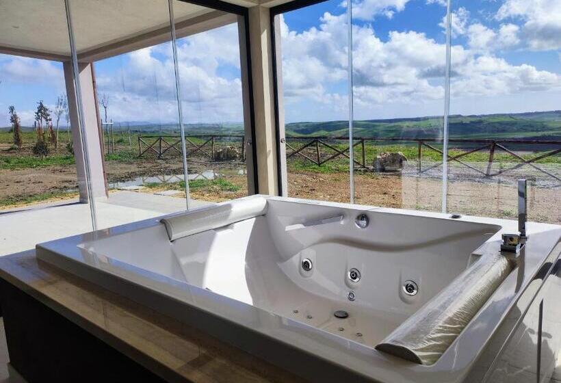 Jakuzili Süit, Agriturismo Re Tarquinio