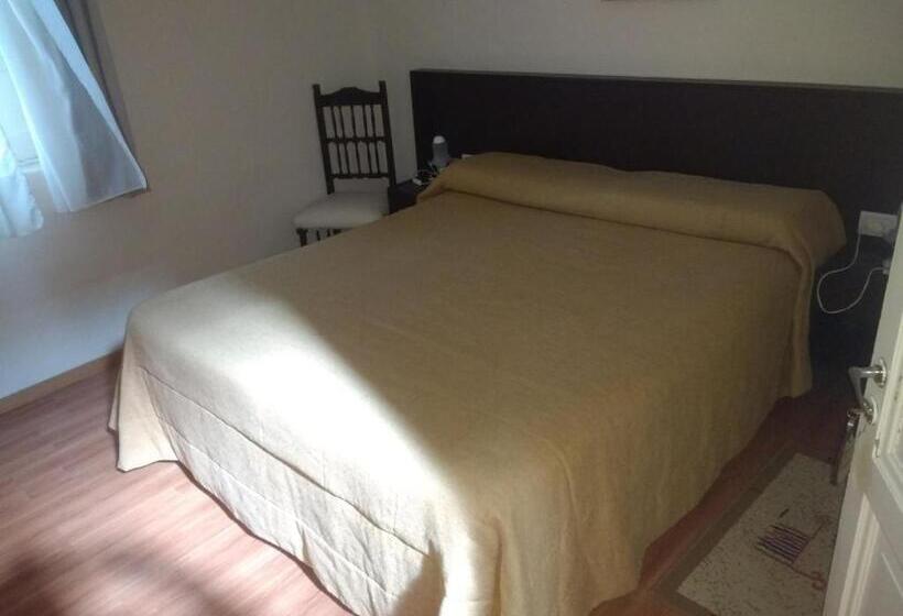 غرفة قياسية, Radio