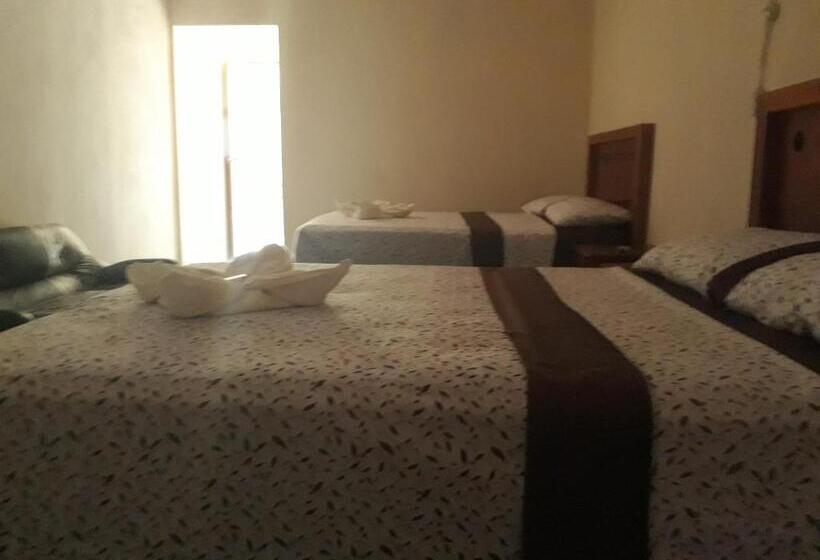 חדר סטנדרט לשלושה, Centro Ecoturistico Rio Chuc Tej