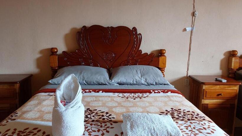 חדר סטנדרט לשלושה, Centro Ecoturistico Rio Chuc Tej