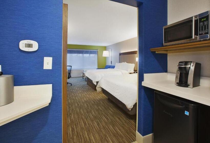 スイート, Holiday Inn Express & Suites Grand Rapids Airport North, An Ihg