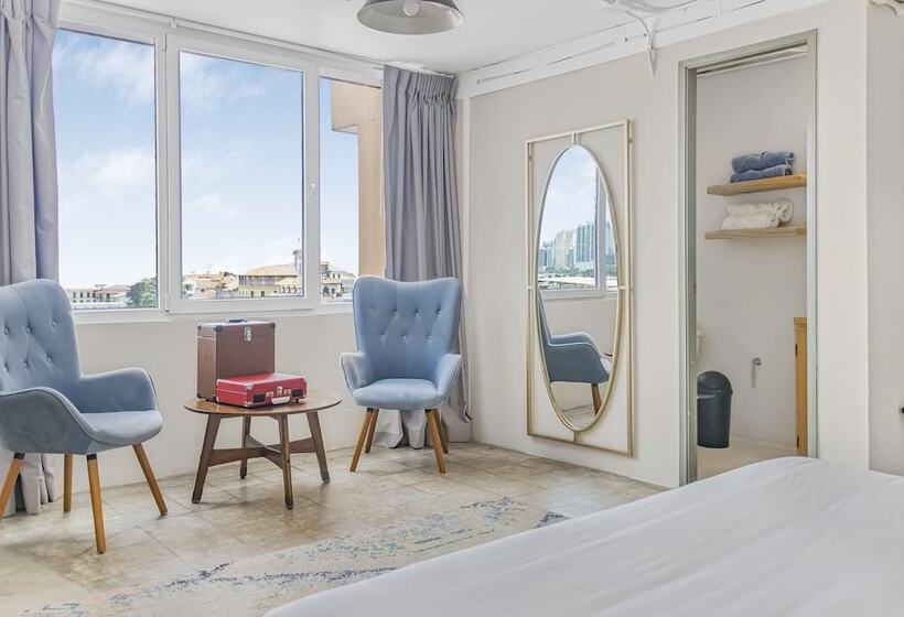 סוויטה, Selina Casco Viejo Panama City