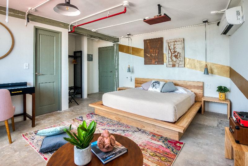 סוויטה, Selina Casco Viejo Panama City