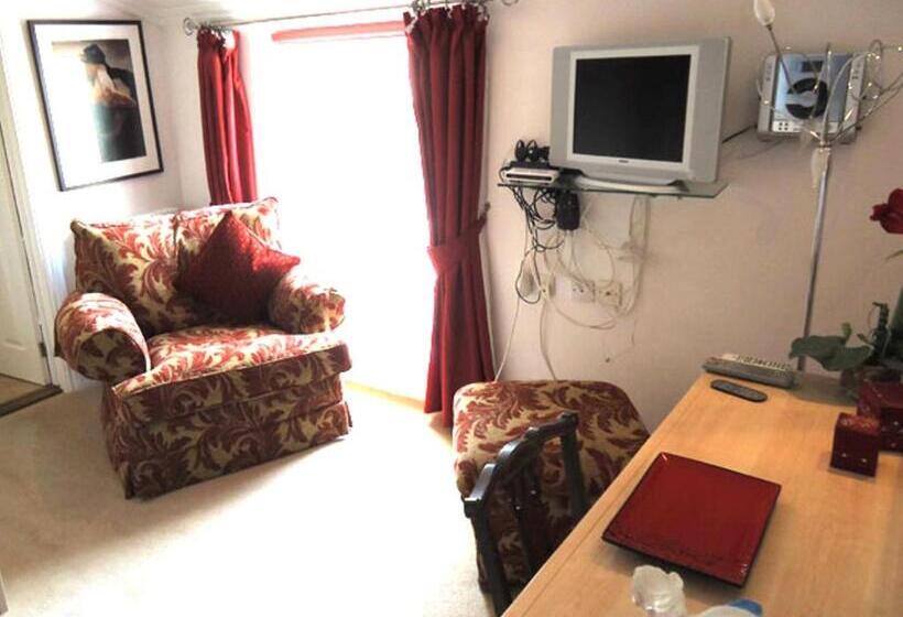 جناح سوبيريور, The Georgian House