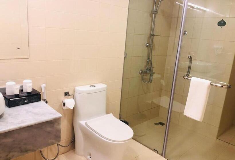 اتاق استاندارد, Season Inn