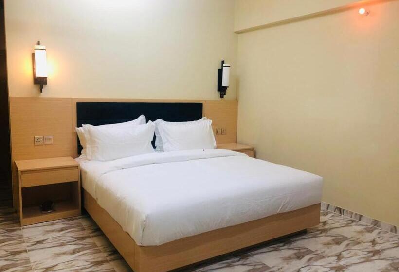 １ベッドルームアパートメント, Season Inn