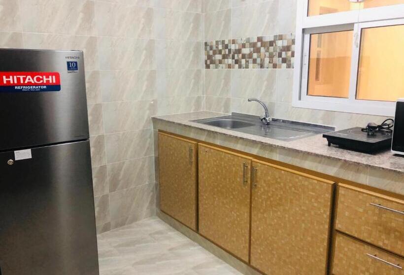 آپارتمان 3 خوابه, Season Inn