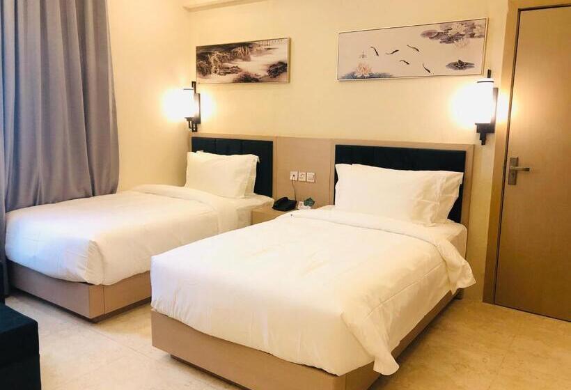 اتاق استاندارد, Season Inn