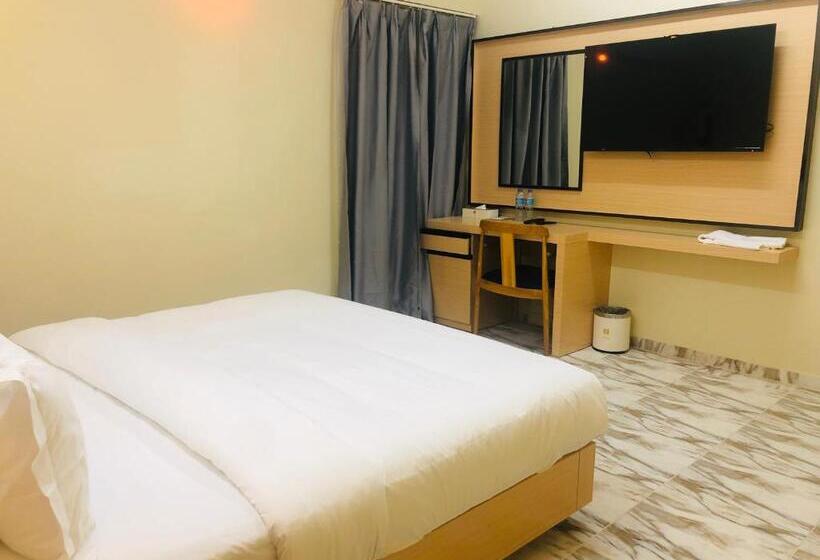 آپارتمان 2 خوابه, Season Inn