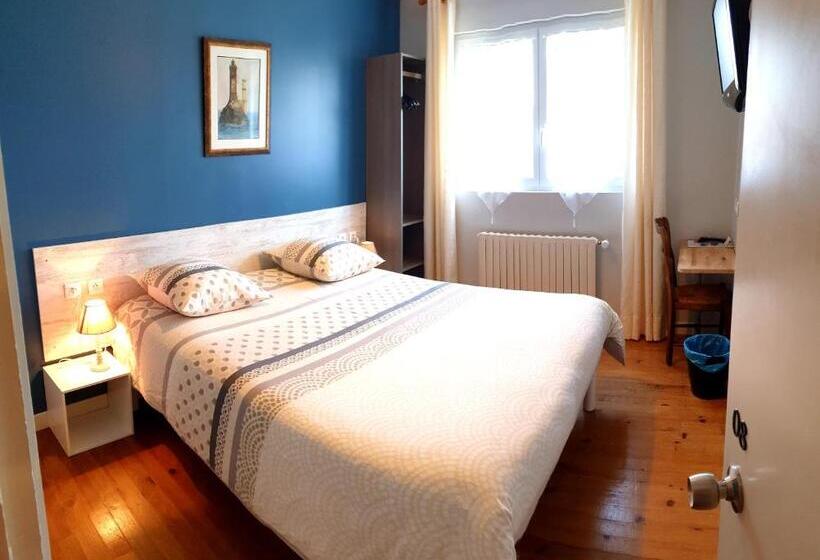 Номер Стандарт, Hôtel Le Poulmic