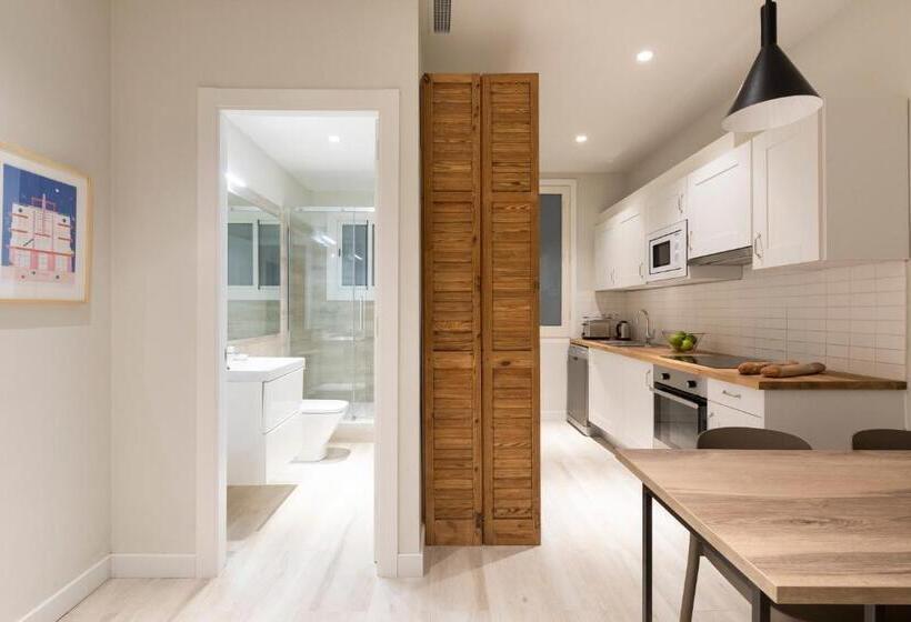 Апартаменты 2 Спальни, Aspasios Gracia Apartments