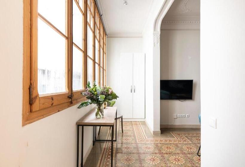 Апартаменты 3 Спальни, Aspasios Gracia Apartments