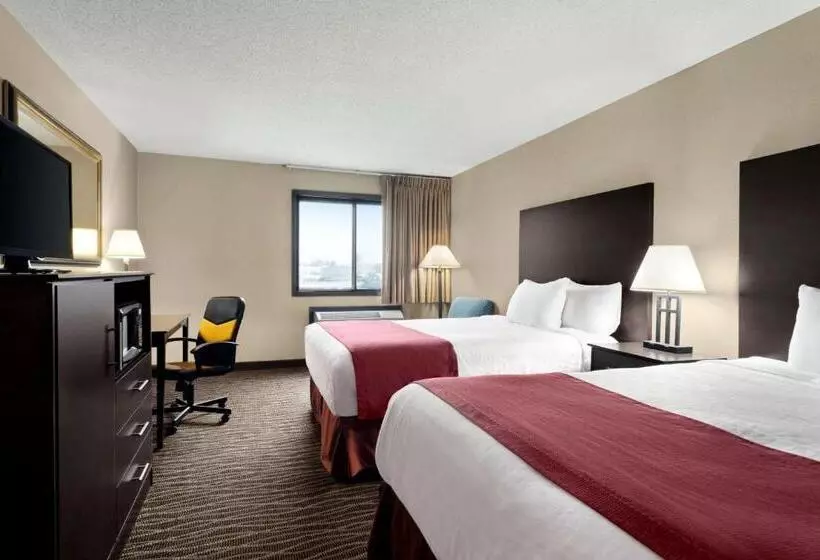 اتاق استاندارد برای معلولان, Baymont By Wyndham Sioux Falls North,i 29,russell St, Airport