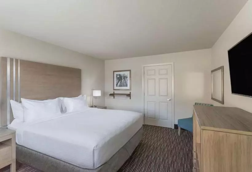 اتاق استاندارد با تخت بزرگ برای معلولان, Days Inn By Wyndham Yosemite Area