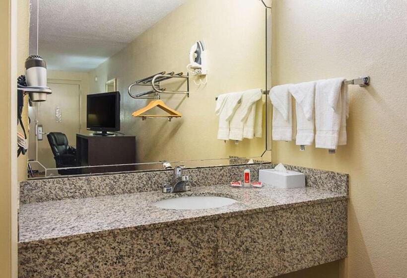 חדר סטנדרט שתי מיטות זוגיות, Econo Lodge Research Triangle Park