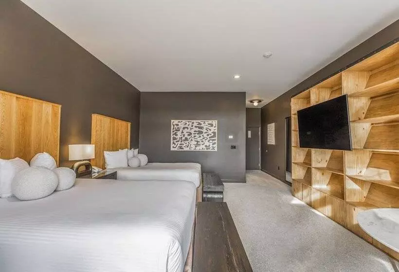 デラックスルーム, Cottages & Suites Geneva National
