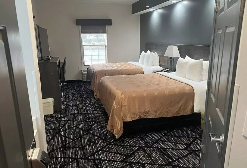 2ダブルベッドのスタンダードルーム, Quality Inn Rome South
