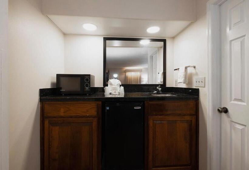 デラックスルーム, Red Roof Inn & Suites Calhoun