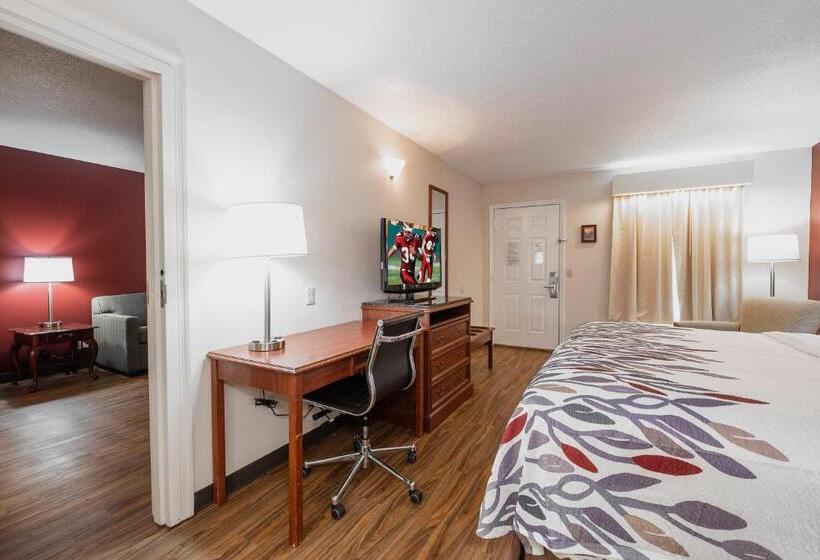 キングサイズベッドのスイートルーム, Red Roof Inn & Suites Calhoun