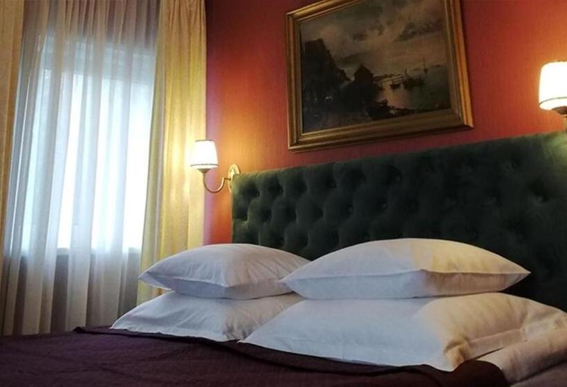 Habitació Estàndard Vista Jardí, Vinoteegi Residents