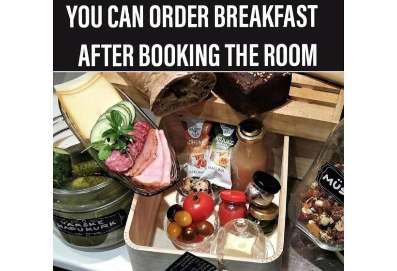 Junior Suite Deluxe, Vinoteegi Residents