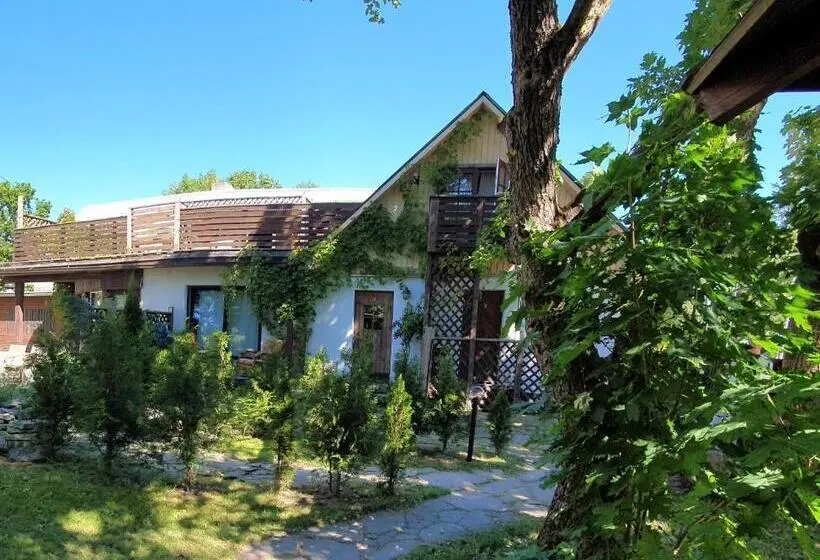 آپارتمان 1 خوابه, Vinoteegi Residents