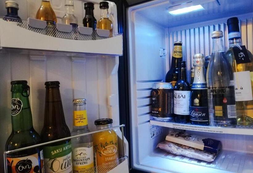 Habitació Deluxe Vista Jardí, Vinoteegi Residents