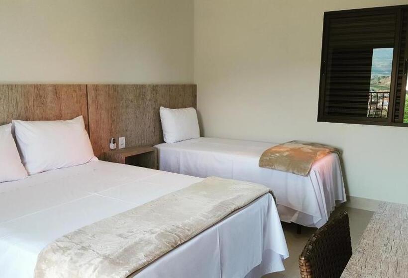 غرفة قياسية ثلاثية, Escarpas Resort