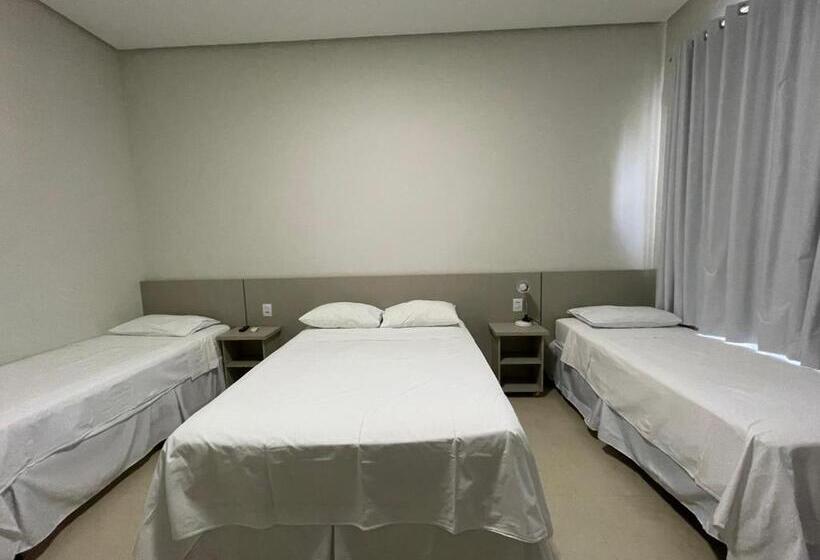 غرفة قياسية رباعية, Escarpas Resort