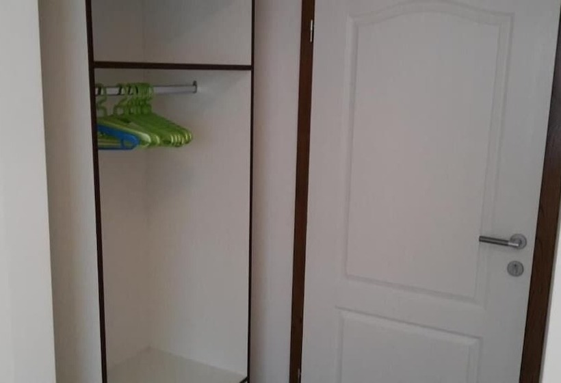 اتاق راحتی, Marinko Kozina    Medjugorje