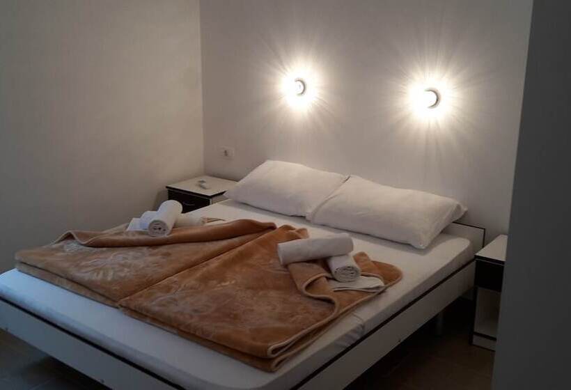 اتاق استاندارد چهار تخته, Marinko Kozina    Medjugorje