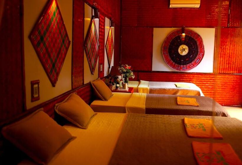 بنگله خانوادگی, The Art Golden Jungle House