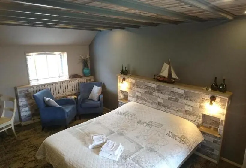 スタンダードルーム, De Cyprian Bed & Breakfast