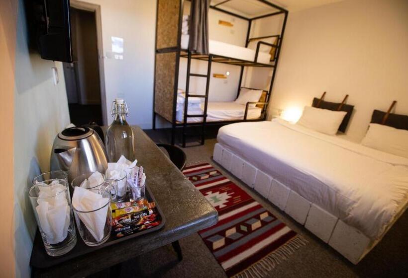 اتاق لوکس خانوادگی, Nomads Hotel Petra