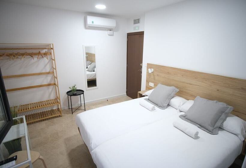 스탠다드 룸 공동 욕실, Urban Rooms Alicante