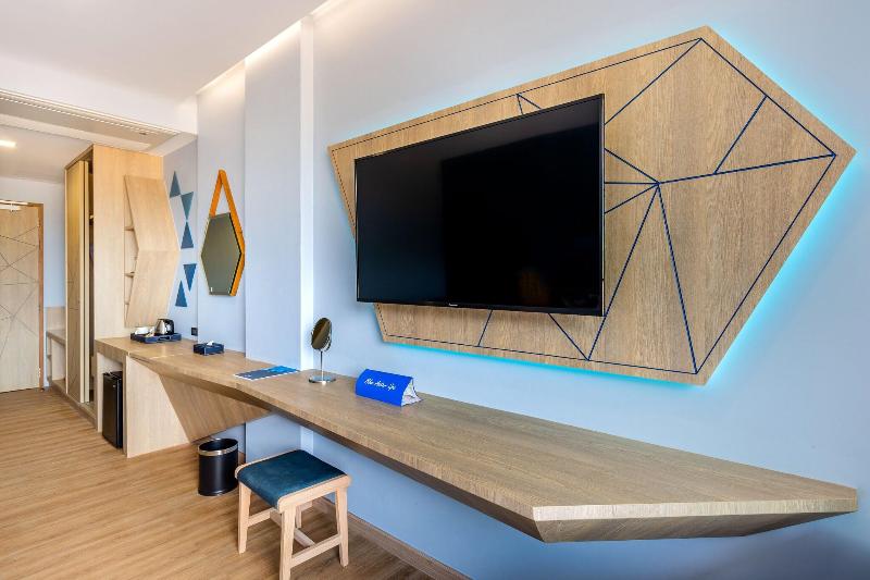 غرفة ديلوكس مطلة على حمام السباحة, Bluesotel Smart Krabi Aonang Beach   Adults Only   Sha Extra Plus