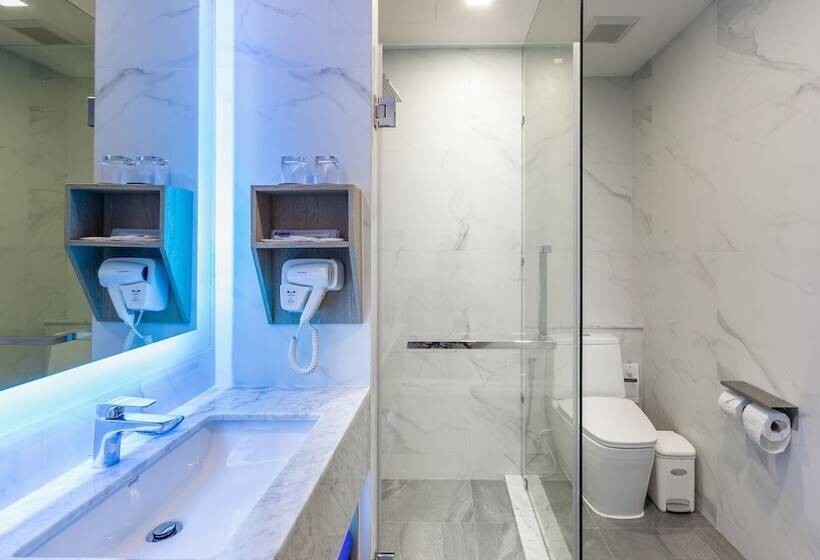 غرفة ديلوكس مطلة على حمام السباحة, Bluesotel Smart Krabi Aonang Beach   Adults Only   Sha Extra Plus