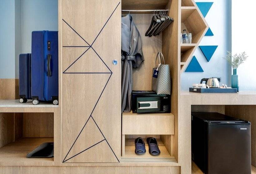 غرفة بريميوم مطلة على حمام السباحة, Bluesotel Smart Krabi Aonang Beach   Adults Only   Sha Extra Plus