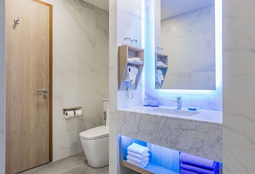 غرفة ديلوكس رباعية, Bluesotel Smart Krabi Aonang Beach   Adults Only   Sha Extra Plus