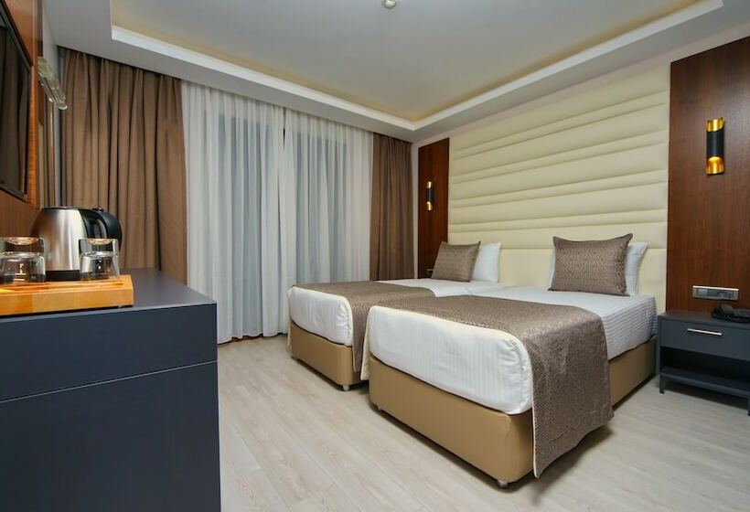 اتاق استاندارد, My Dream Istanbul