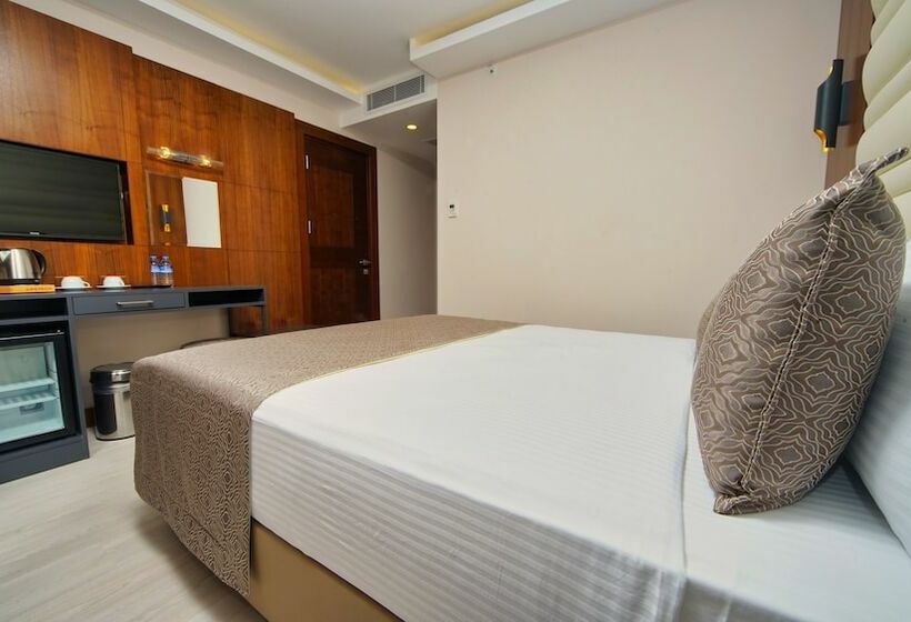 اتاق استاندارد یک نفره, My Dream Istanbul