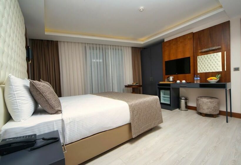 اتاق لوکس, My Dream Istanbul