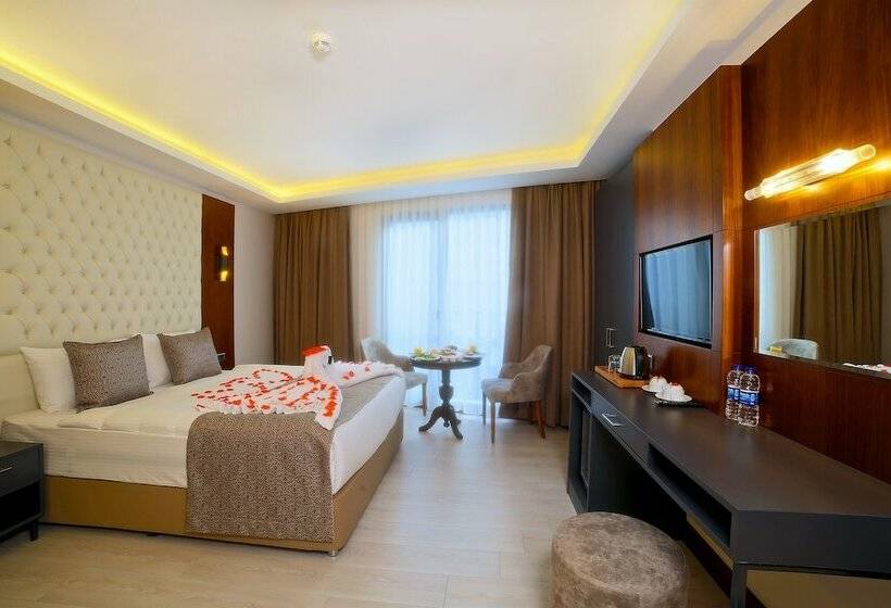 اتاق لوکس, My Dream Istanbul