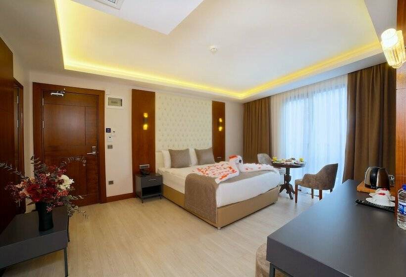 اتاق لوکس, My Dream Istanbul