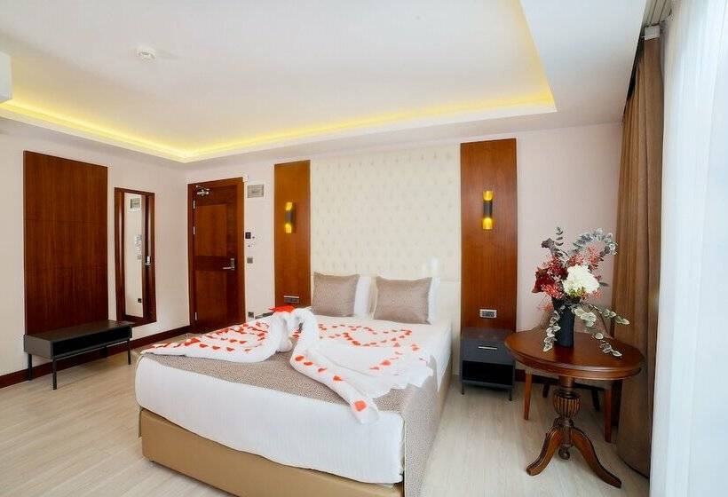 اتاق لوکس, My Dream Istanbul