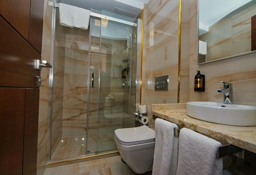 اتاق لوکس, My Dream Istanbul